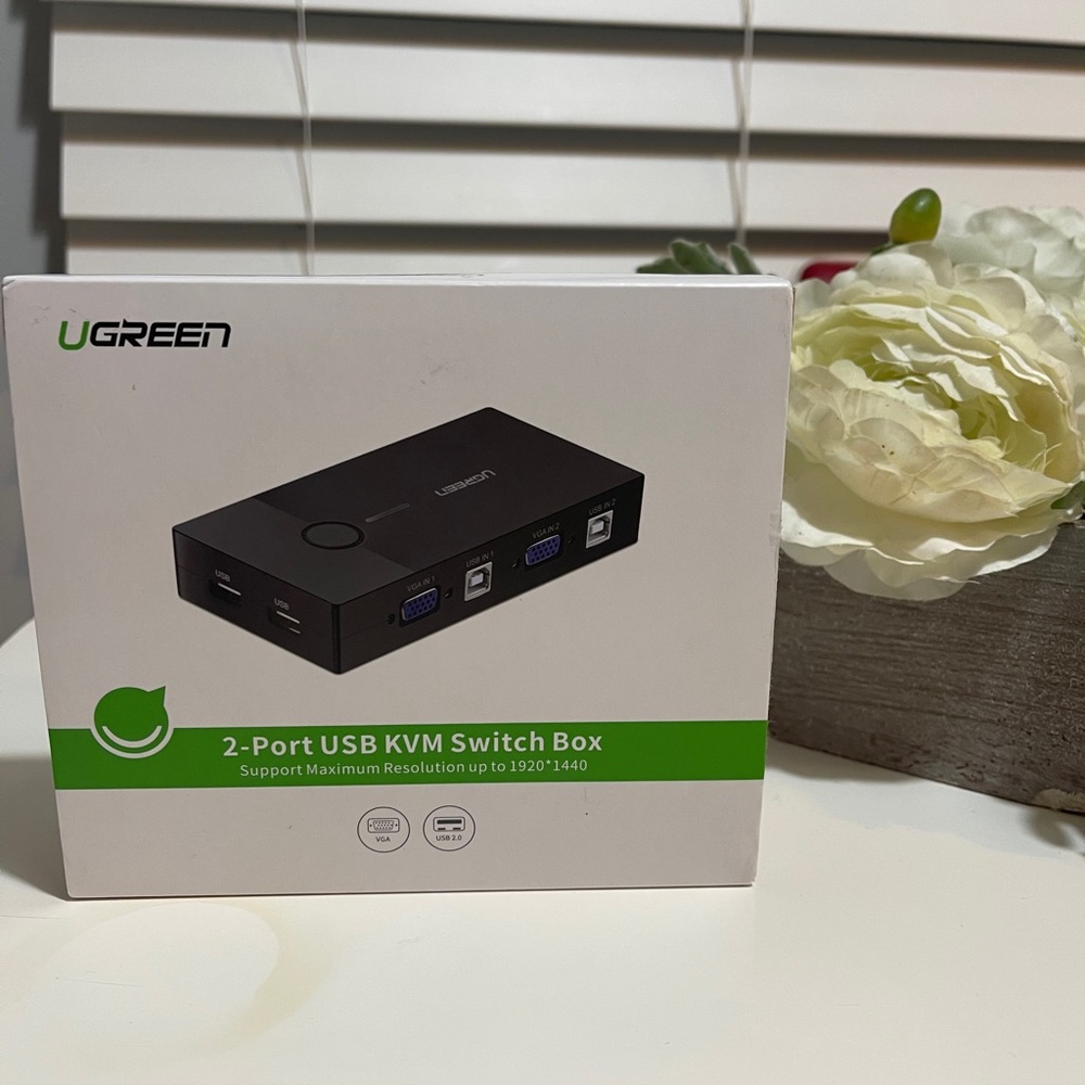 UGREEN USB KVM Switch Box 2 Port - Picture 2 of 4